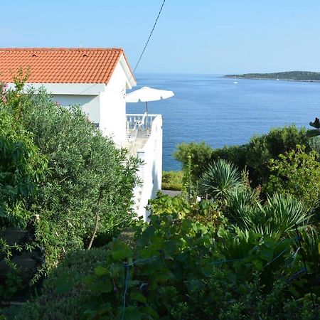 Apartments By The Sea Milna, Vis - 8944 Exterior photo